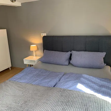 Apartment Monteurswohnung Nähe Korbach Mit 2 Schlafzimmern, Terrasse, Parkplatz - 1 *