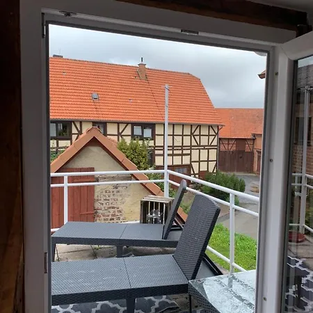 Monteurswohnung Naehe Korbach Mit 2 Schlafzimmern, Terrasse, Parkplatz - Wohnung 1 Апартаменты *