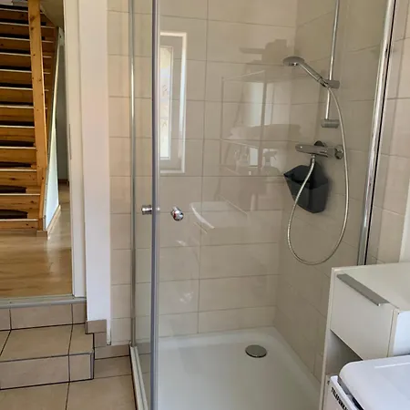 Einfache Monteurswohnung Am Ederseeradweg Mit 2 Schlafzimmern, Terrasse, Parkplatz - 1 Appartement Waldeck (Hessen)