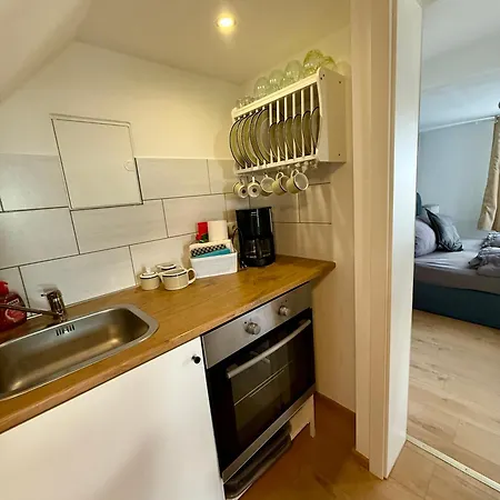 Im Fachwerkhaeuschen Naehe Edersee Mit 2 Schlafzimmern, Terrasse, Parkplatz - 1 Apartment Waldeck (Hessen)