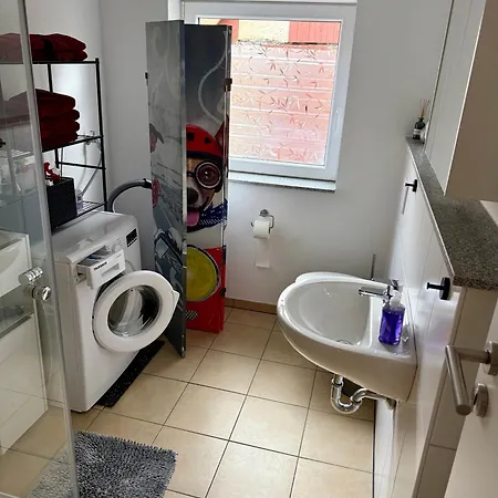 Im Fachwerkhaeuschen Naehe Edersee Mit 2 Schlafzimmern, Terrasse, Parkplatz - 1