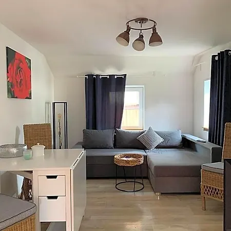 Im Fachwerkhaeuschen Naehe Edersee Mit 2 Schlafzimmern, Terrasse, Parkplatz - 1 Apartment Waldeck (Hessen)