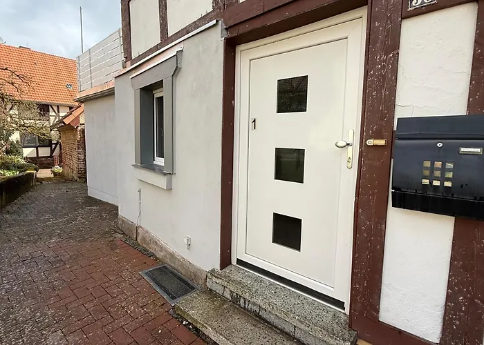 아파트 Ferienwohnung Im Fachwerkhaeuschen Naehe Edersee Mit 2 Schlafzimmern, Terrasse, Parkplatz - Wohnung 1