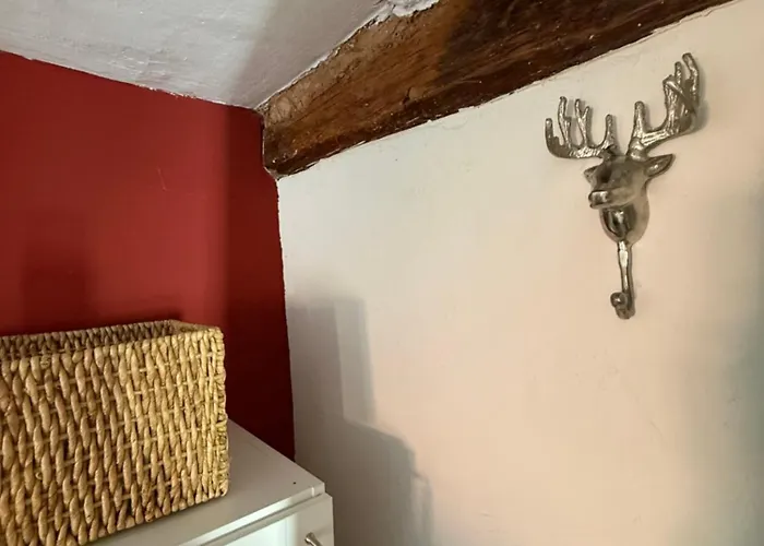 Ferienwohnung Im Fachwerkhaeuschen Naehe Edersee Mit 2 Schlafzimmern, Terrasse, Parkplatz - Wohnung 1 *