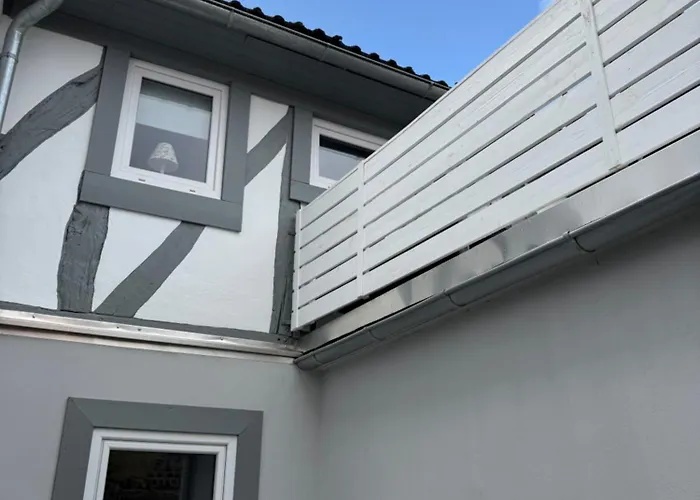 아파트 Ferienwohnung Im Fachwerkhaeuschen Naehe Edersee Mit 2 Schlafzimmern, Terrasse, Parkplatz - Wohnung 1 발트에크